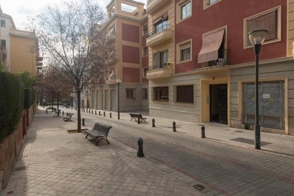 Fabuloso Piso Junto A Paseo De La Bomba Гранада Экстерьер фото